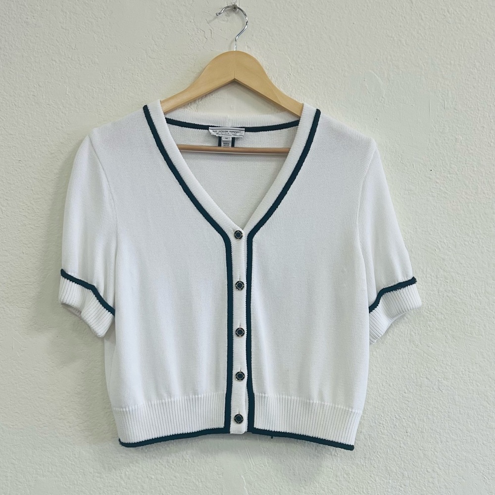 St. John Sport Marie Gray short sleeve cardigan knit sweater size medium.